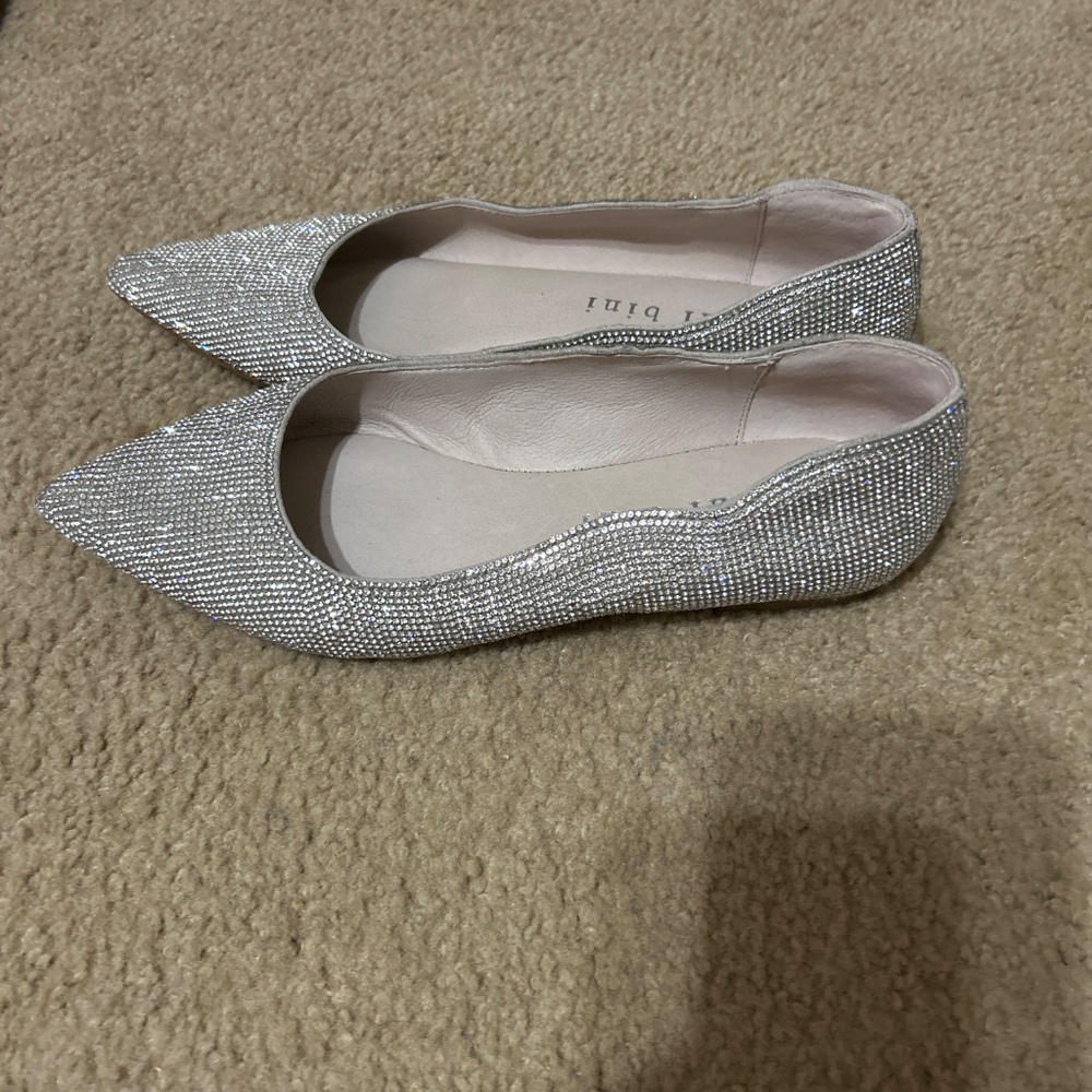 Gianni Bini silver sequin flats - Picture 2 of 4